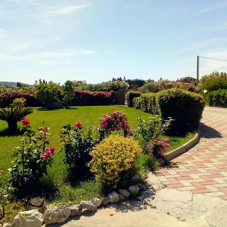 Apartment Il Giardino Delle Rose A
