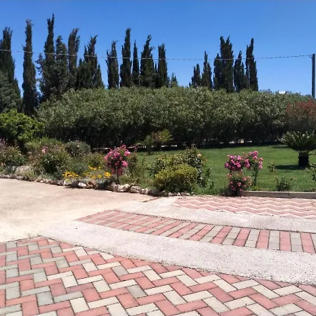 Apartment Il Giardino Delle Rose A