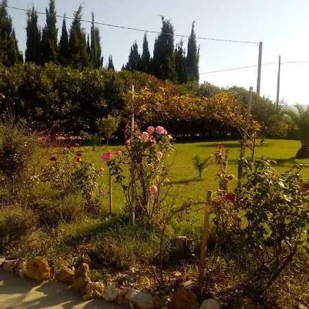 Apartment Il Giardino Delle Rose A *